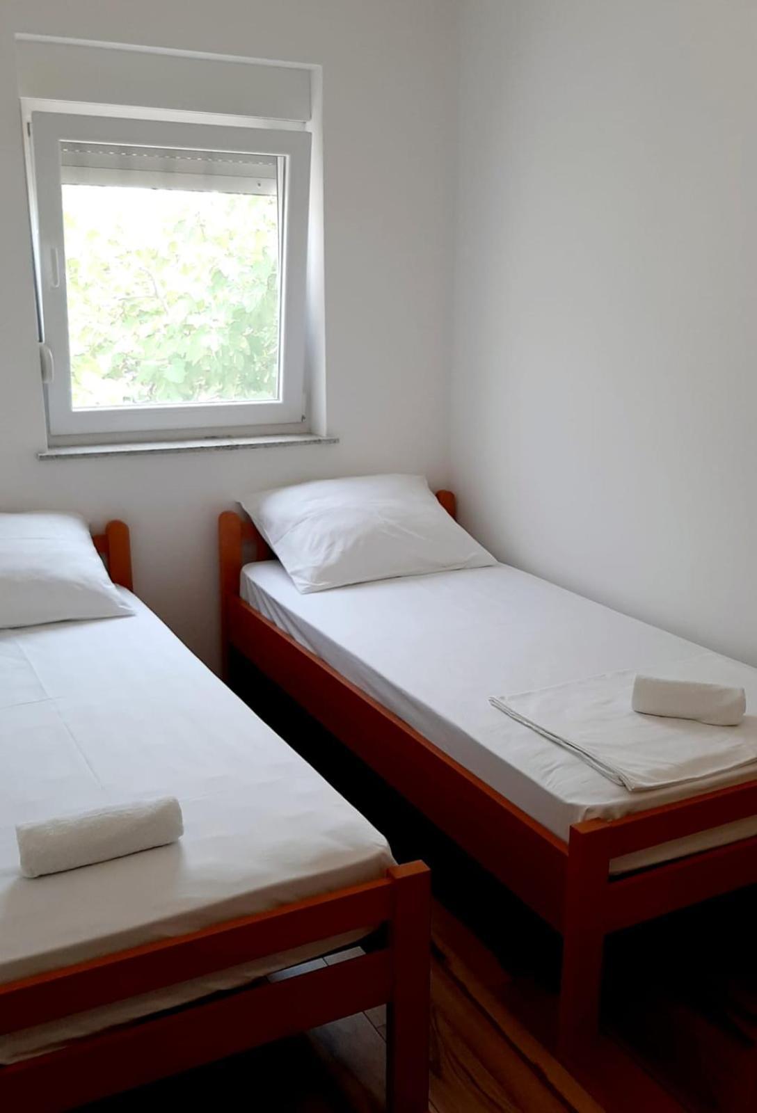 Apartments Maretic 曼德雷 客房 照片