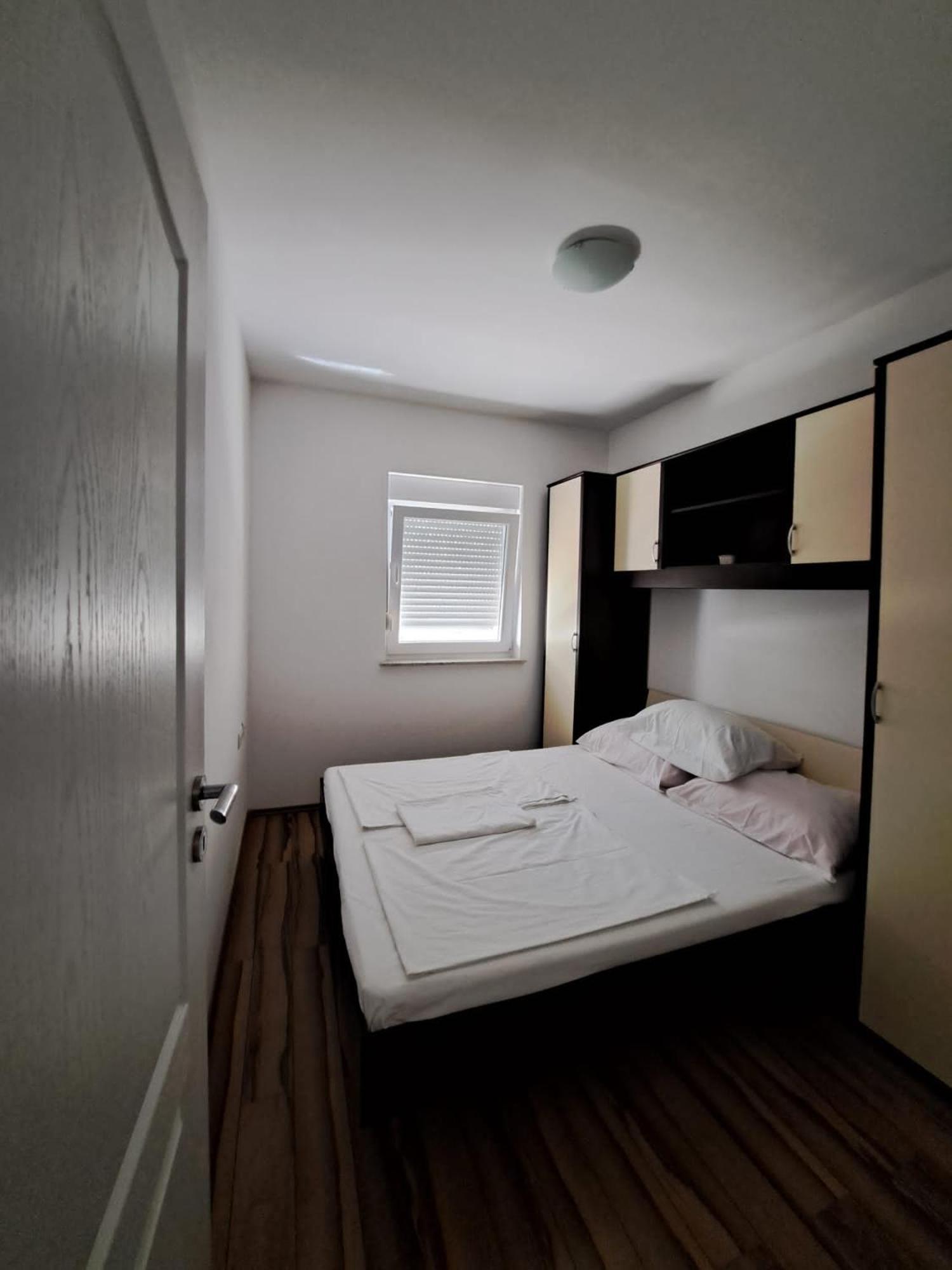Apartments Maretic 曼德雷 外观 照片